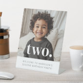 Begrüßungsunterschrift des 2. Geburtstags-Fotos Sockelschild (In SItu)