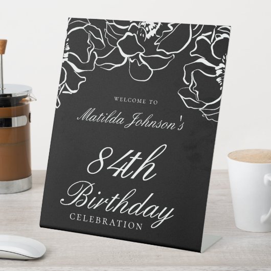 Begrüßungsunterschrift für Schwarz-weiße Blumengeb Sockelschild (In Situ)