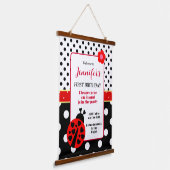 Begrüßungszeichen niedlich Red and Black Ladybug Wandteppich Mit Holzrahmen (Gewinkelt)