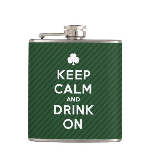Behalt Calm and Drink On - Funny St Patrick Flasch Flachmann (Vorderseite)