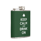 Behalt Calm and Drink On - Funny St Patrick Flasch Flachmann (Rechts)