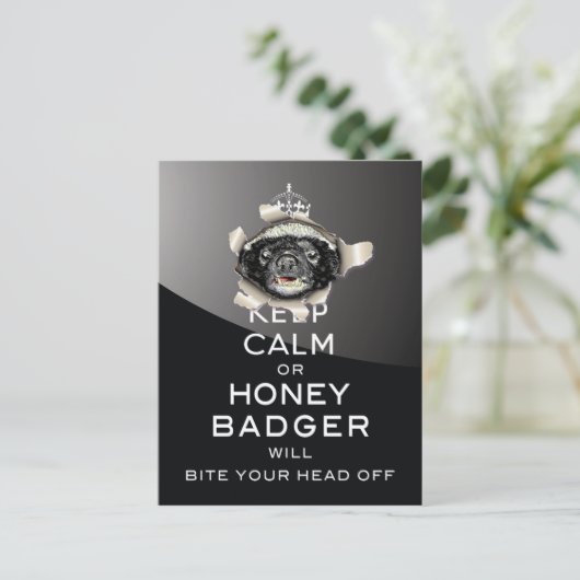 Behalt Calm oder Honey Badger... Postkarte (Stehend Vorderseite)