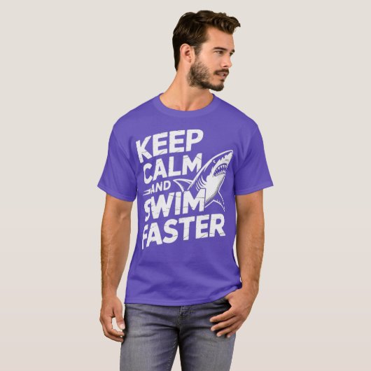 Behalt Calm Swim Faster Shark T-Shirt (Vorne ganz)