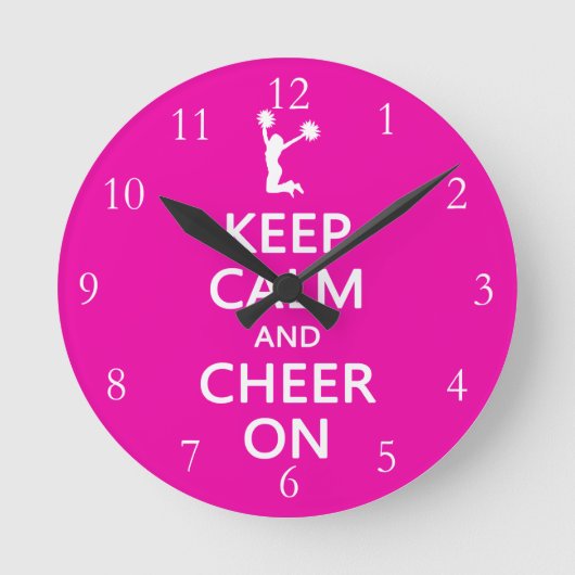 Behalt Calm und Cheer On, Cheerleader Pink Runde Wanduhr (Vorderseite)