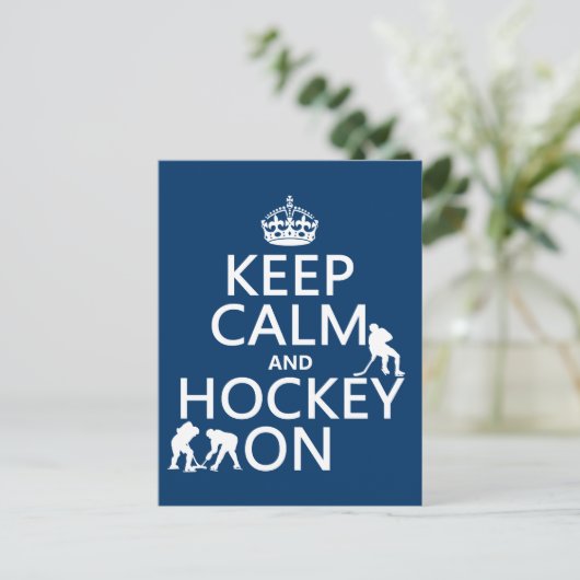 Behalt Calm und Hockey On (in beliebiger Farbe) Postkarte (Stehend Vorderseite)