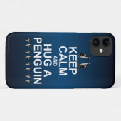 Behalt Calm und Hug a Penguin iPhone 11 Fall (blau Case-Mate iPhone Hülle (Rückseite (Horizontal))
