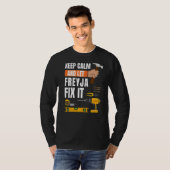 Behalt Calm und Lass Freyja Fix It Handyman Constr T-Shirt (Vorne ganz)