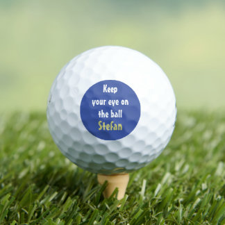 Behalt dein Auge auf die humorvolle Ball. Golfball