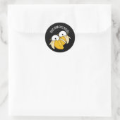 Behalt deine Augen geschält Funny Eyeball Pun Dark Runder Aufkleber (Tasche)