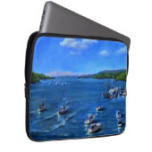 Behalt deinen Computer gemütlich in einer original Laptopschutzhülle (Vorne Rechts)