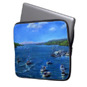 Behalt deinen Computer gemütlich in einer original Laptopschutzhülle (Vorderseite Links)