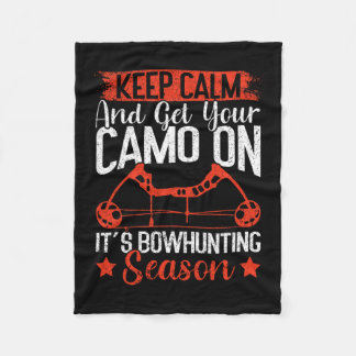 Behalt dich ruhig und hol deine Camouflage auf dem Fleecedecke