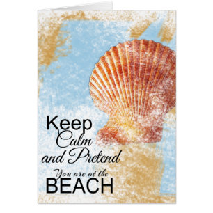 Behalt dich ruhig und tu so, als ob du am Strand b