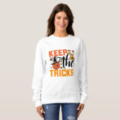 Behalt die Tricks Halloween Sweatshirt (Vorne ganz)