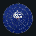 Behalt einer ruhigen Krone auf der Navy Blue Color Dartscheibe<br><div class="desc">Ein Klassiker Behalte Calm Crown auf einer königsblauen Dekoration. Sie können dies mit Ihrem Text anpassen,  wenn Sie möchten. Verwenden Sie den Link "Nachricht",  um uns mit Ihren speziellen Designanfragen oder für Hilfe bei Ihren Anpassungsbedürfnissen zu kontaktieren.</div>