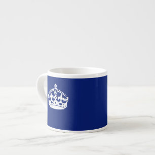 Behalt eines Calm Crown-Symbols auf Navy Blue Espressotasse