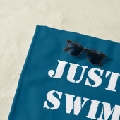 Behalt einfach das Schwimmer Monogramm Strandtuch (Beispiel)