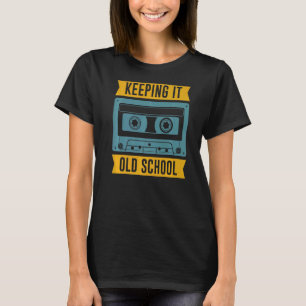 Behalt es alte Schule Retro Kassette alten Koffer T-Shirt