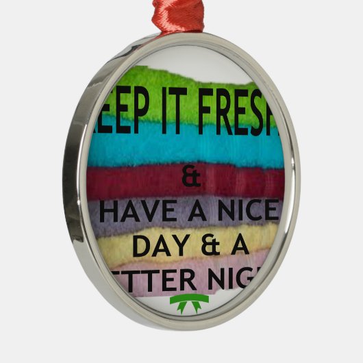 behalt es Freesh Silbernes Ornament (Rechts)