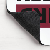 Behalt es seltsam mousepad (Ecke)