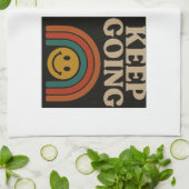 Behalt Going: Positivität in jedem Schritt Geschirrtuch (Gefaltet)