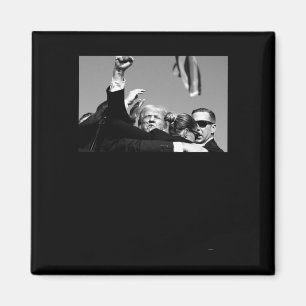 Behalt ihm Bulletproof Trump 2024 Magnet