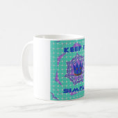 Behalt It Simple: The Royal Clarity Pattern Art Kaffeetasse (Vorderseite Links)