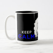 Behalt Ruhe und Adler On! Zweifarbige Tasse (Links)