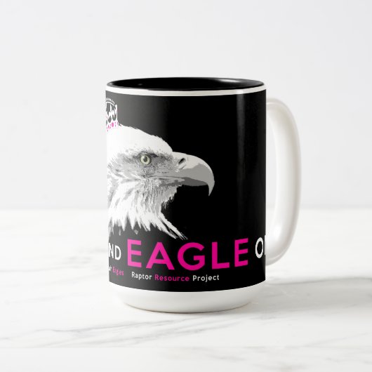 Behalt Ruhe und Adler On! Zweifarbige Tasse (VorderseiteRechts)