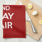 Behalt Ruhe und spiele fair Handtuch (Viertel Falte)