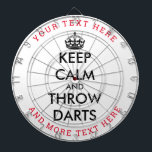 Behalt Ruhe und wirf Dart-Dart-Dart-Dart-Dart Dartscheibe<br><div class="desc">Behalt ruhig und wirf Dart lustige,  benutzerdefinierte Dartboard. Personalisiertes Dartboard Spiel mit Ihrem lustigen Text. Spaß Geburtstag Geschenk Idee für Kinder und Erwachsene. Trendy Wanddekoration Ideen für Zuhause,  Pub,  Auto,  Café,  Restaurant,  menschliche Höhle,  Büro und andere Orte zum Entspannen. Moderne Typografie-Vorlage mit Krone. Benutzerdefinierte Farben.</div>