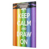 Behalt Ruhe und Zeichn auf Crayons Klemmbrett (Links)