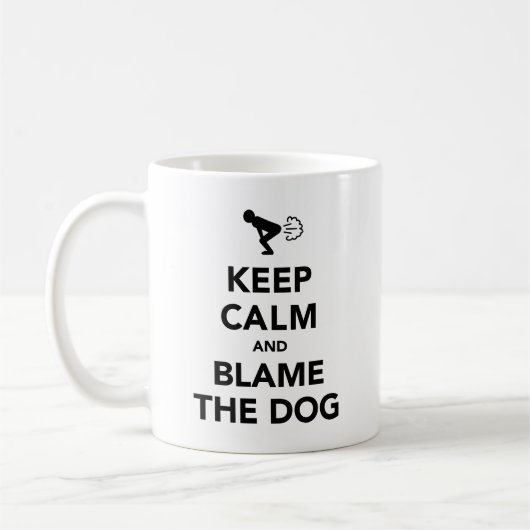 Behalt ruhig und verurteile den Hund. Kaffeetasse (Links)
