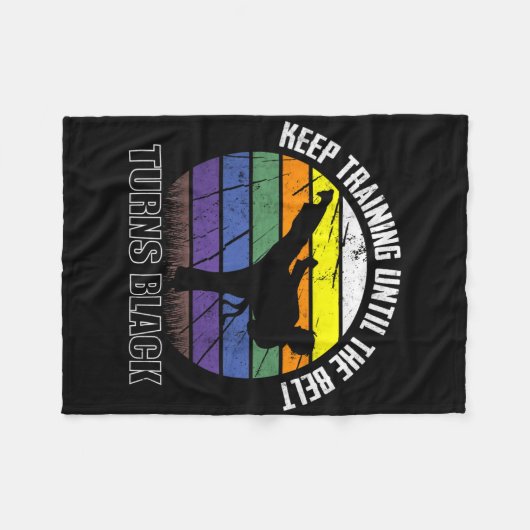 Behalt Training bis der Gürtel schwarze Karate sh Fleecedecke (Vorderseite (Horizontal))