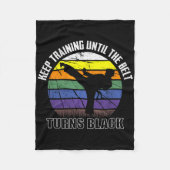 Behalt Training bis der Gürtel schwarze Karate sh Fleecedecke (Vorderseite)