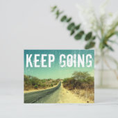 "Behalten fahren" Vintages Foto einer Straße Postkarte (Stehend Vorderseite)