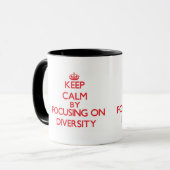 Behalten Sie Ruhe, indem Sie auf Diversity sich Tasse (Vorderseite Links)