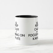 Behalten Sie Ruhe, indem Sie auf Karate sich Tasse (Zentrum)