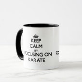 Behalten Sie Ruhe, indem Sie auf Karate sich Tasse (Vorderseite Links)