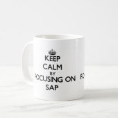 Behalten Sie Ruhe, indem Sie auf Saft sich Kaffeetasse (Vorderseite Links)