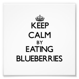 Behalten Sie Ruhe, indem Sie Blaubeeren essen Fotodruck