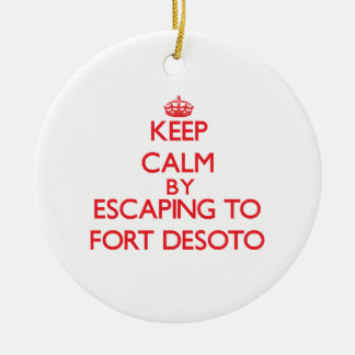 Behalten Sie Ruhe, indem Sie zum Fort Desoto Keramikornament