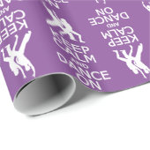 Behalten Sie Ruhe u. tanzen Sie auf Geschenkpapier (Rolleneckpunkt)