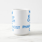 Behalten Sie Ruhe und Apotheker auf Tasse (Mittel)