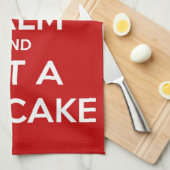 Behalten Sie Ruhe und essen Sie ein Kuchen-Rot Küchentuch (Viertel Falte)