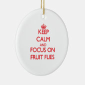 Behalten Sie Ruhe und Fokus auf Frucht-Fliegen Keramikornament (Rechts)