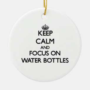 Behalten Sie Ruhe und Fokus auf Wasser-Flaschen Keramik Ornament