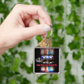 Behalten Sie Ruhe und Glücksspiel auf Schlüsselanhänger (Hand)