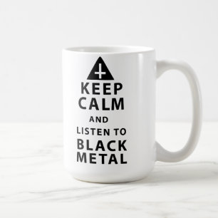 behalten Sie Ruhe und hören Sie zu schwarzem Kaffeetasse