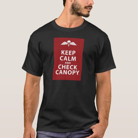 BEHALTEN SIE RUHE-UND KARO-ÜBERDACHUNG T-Shirt (Vorderseite)